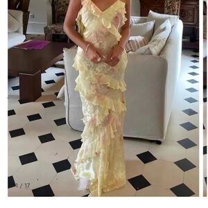 Elegant Yellow Ruffle Dress